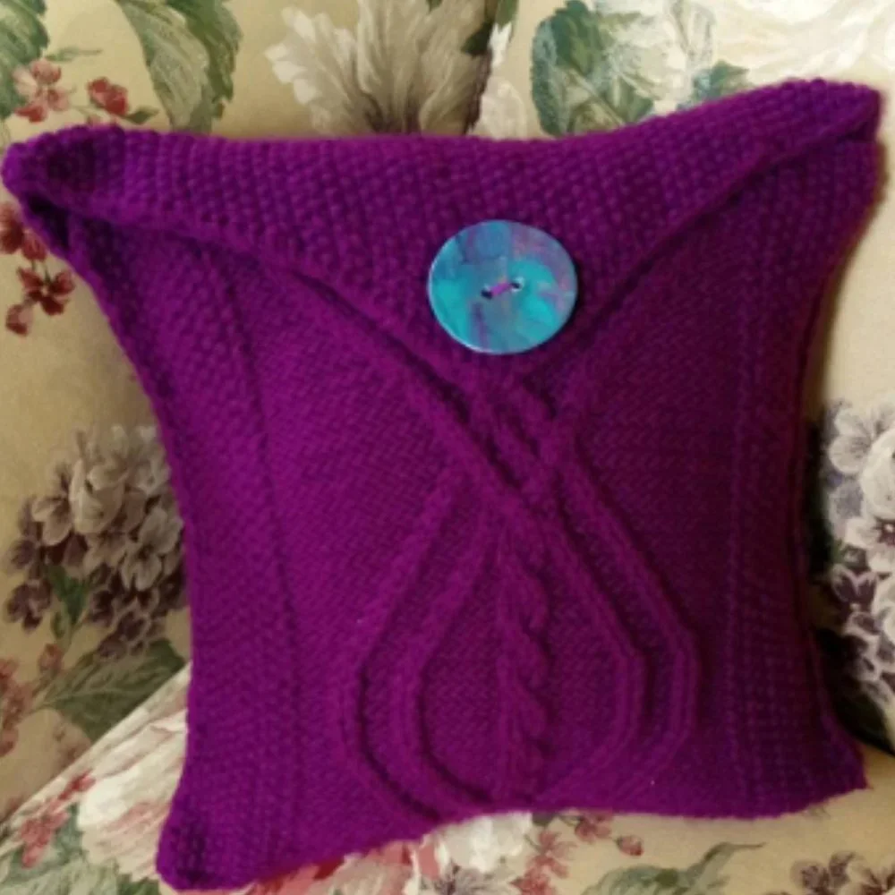 Hand Crafted Knit Throw Pillow Cable Purple w/ Hand Painted Button Home Dec…